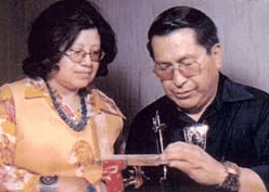 インディアンジュエリー　ズニ　バングル　DENNIS NANCY EDAAKIE インディアンジュエリー ズニ バングル DENNIS NANCY EDAAKIE