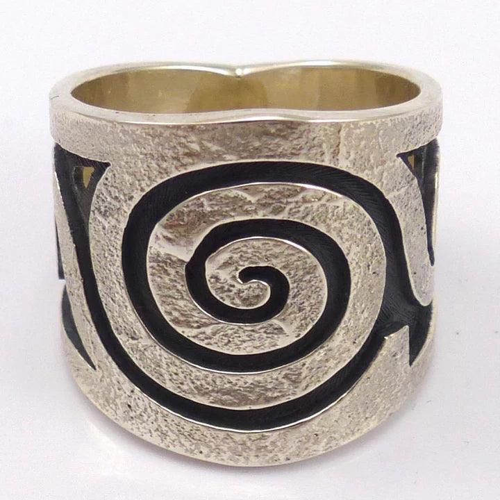 The Significance of the Migration Swirl Symbol in Southwestern Native American Culture - Garland's