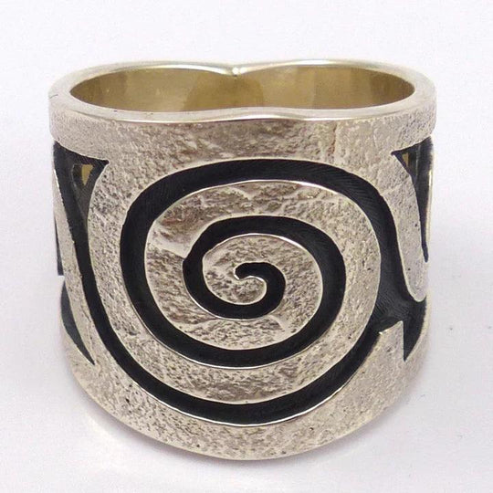 The Significance of the Migration Swirl Symbol in Southwestern Native American Culture