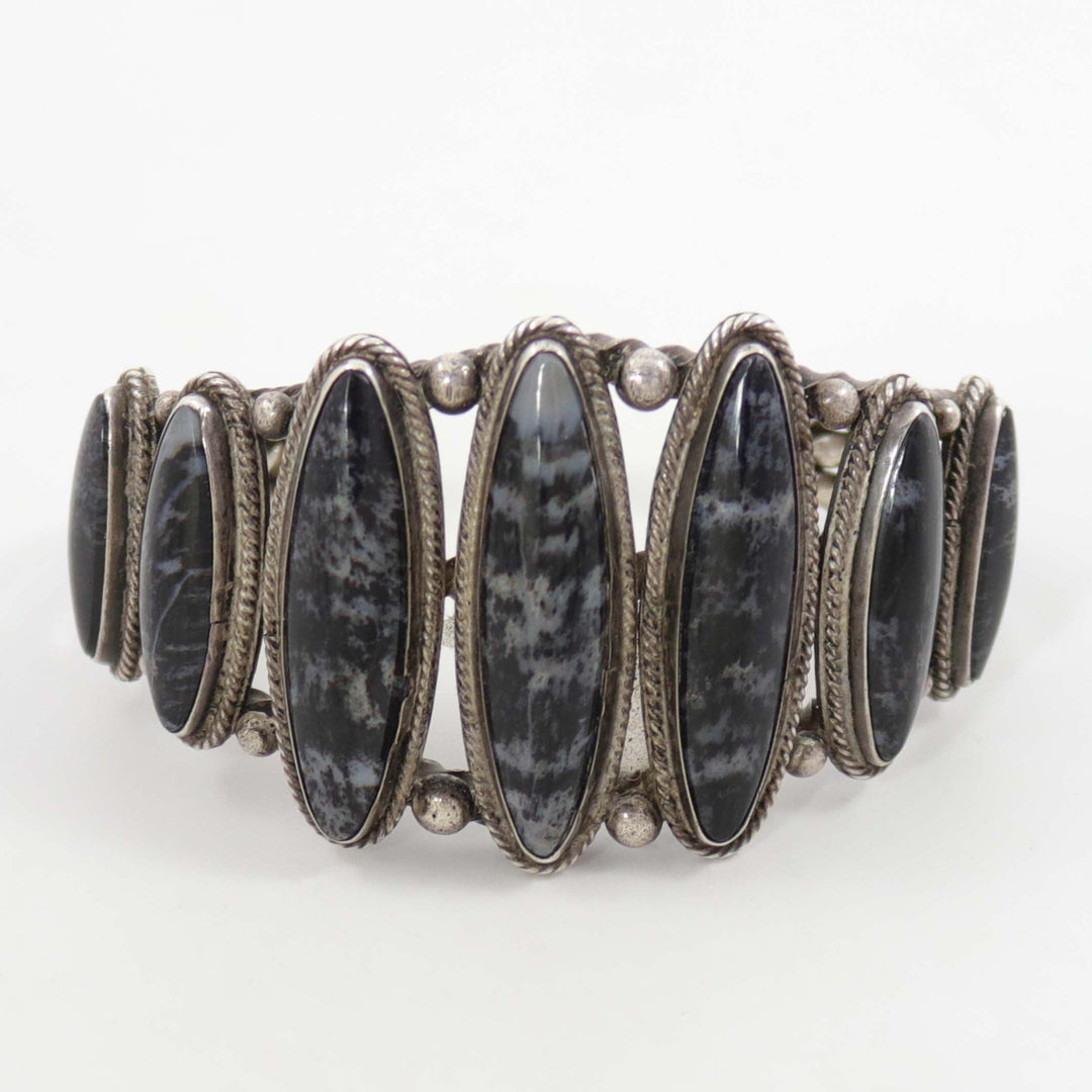 1940s Agate Row Bracelet by Vintage Collection - Garland's