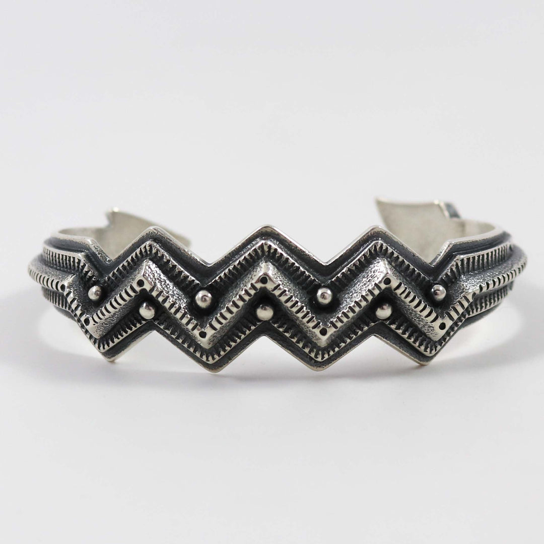 Arrow Cuff