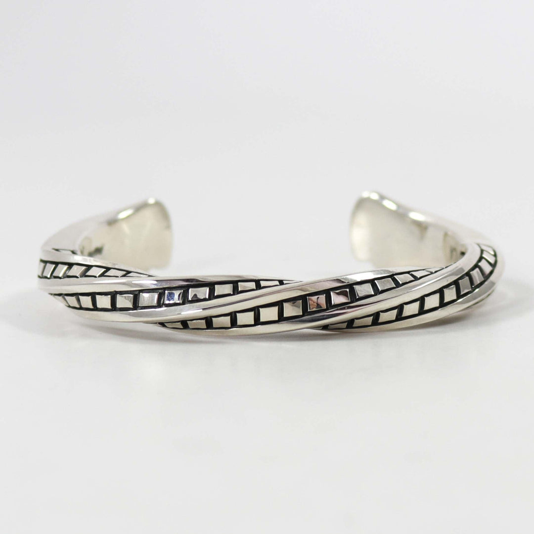 Helix Twist Cuff