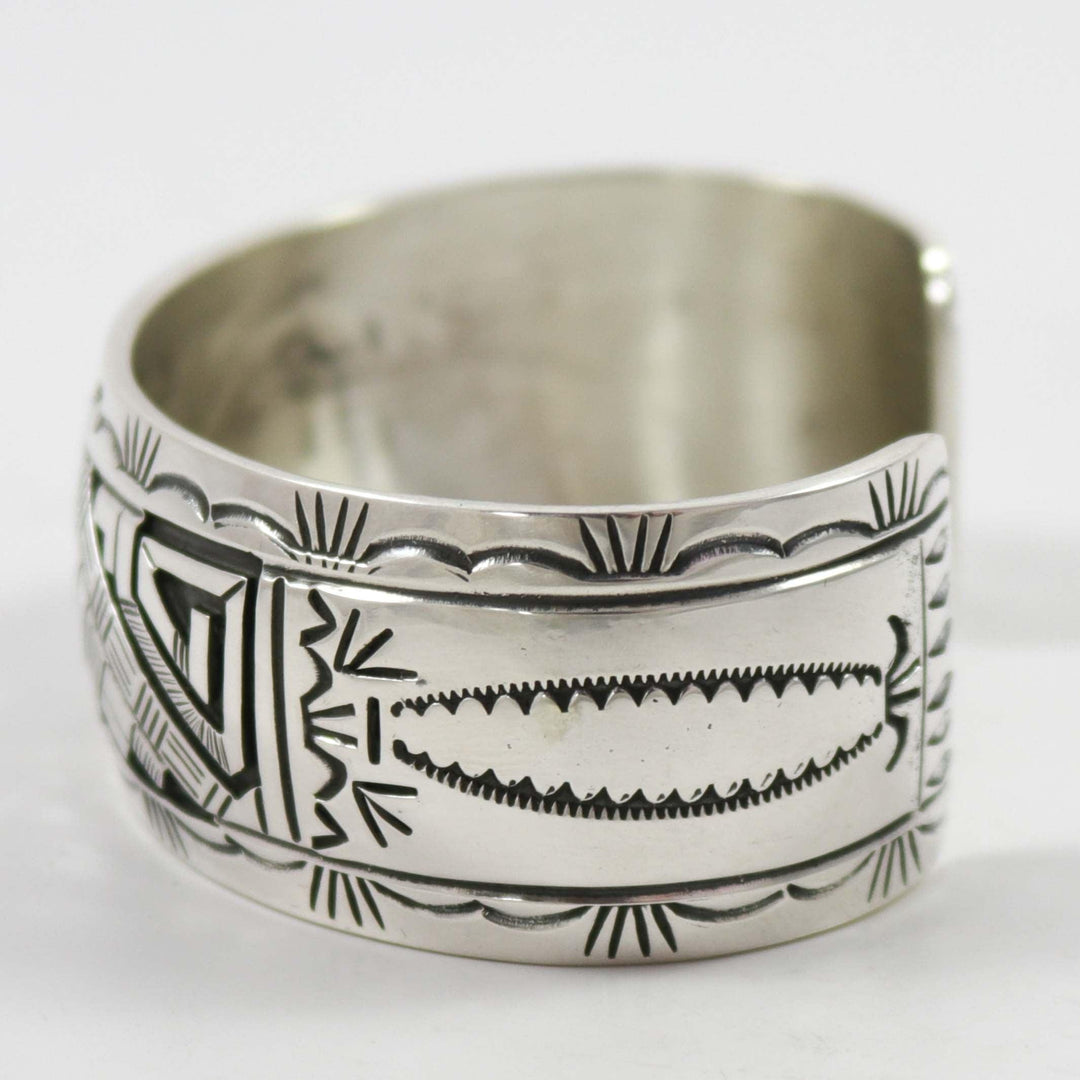 Overlay Cuff by Peter Nelson - Garland's