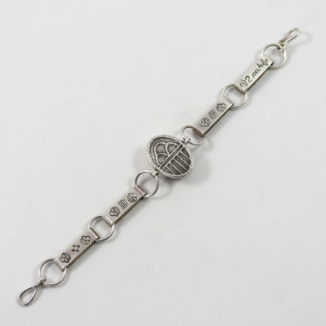Labradorite Bracelet by Joel Pajarito - Garland's