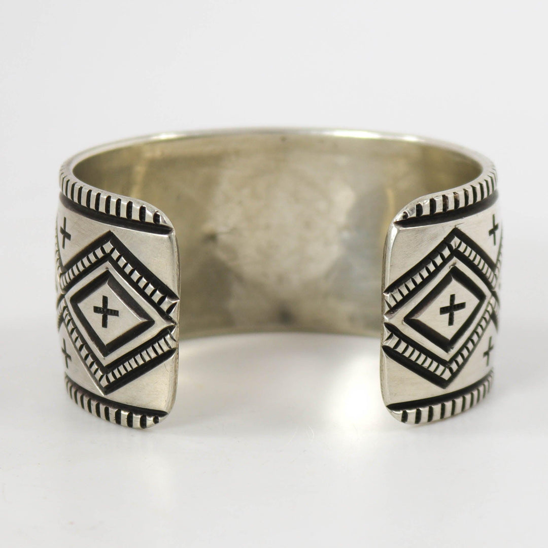 Four Direction Cuff