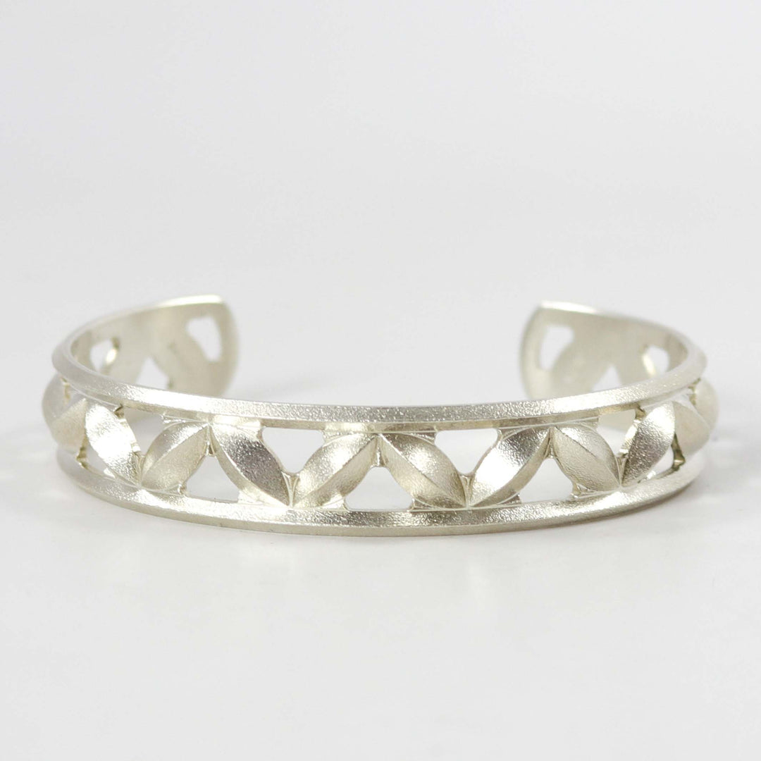 Sweet Pea Cuff