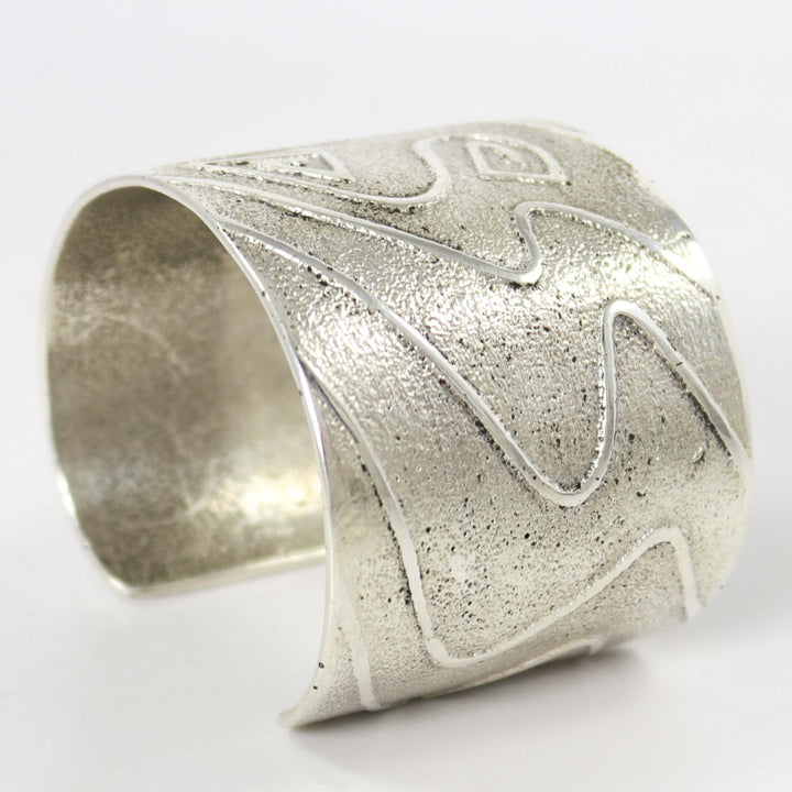 Ripple Wave Cuff