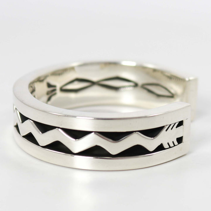 Arrow Cuff