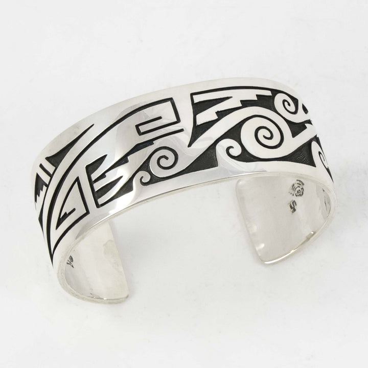 Swirling Water Cuff
