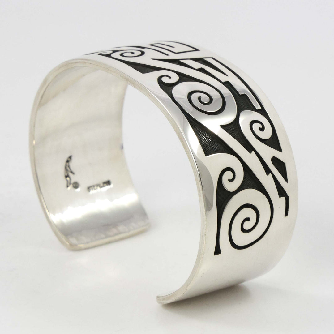 Swirling Water Cuff