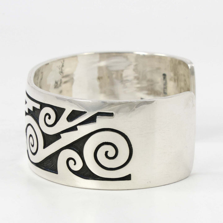 Swirling Water Cuff