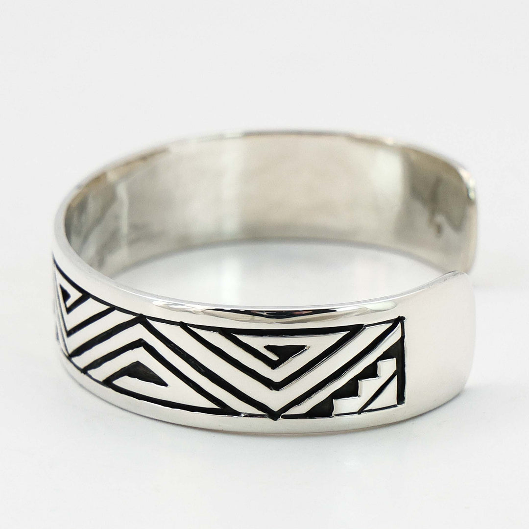 Rain Cloud and Water Cuff