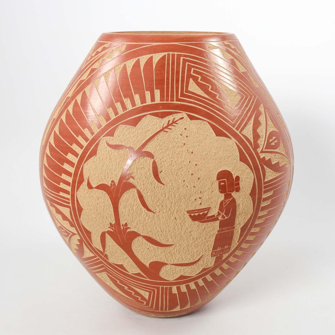 Jemez Sgraffito Pot