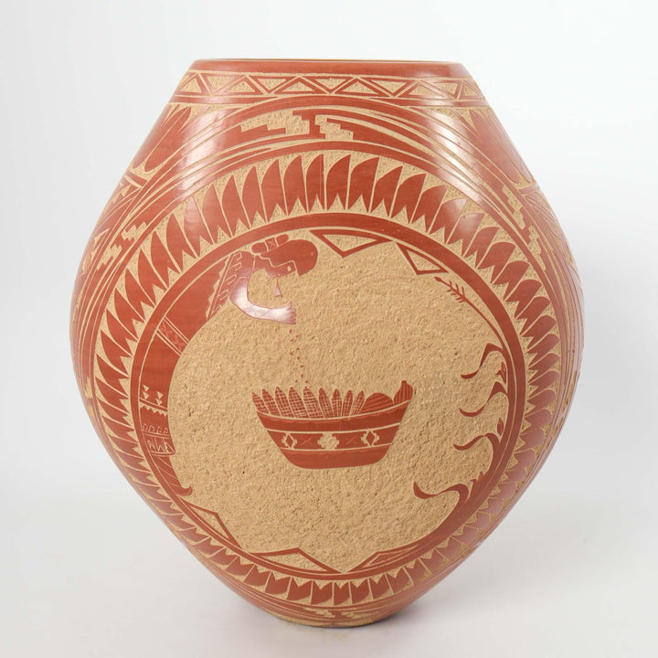 Jemez Sgraffito Pot
