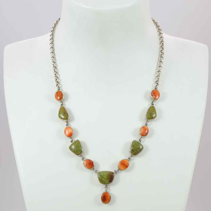 Spiny Oyster and Gaspeite Necklace