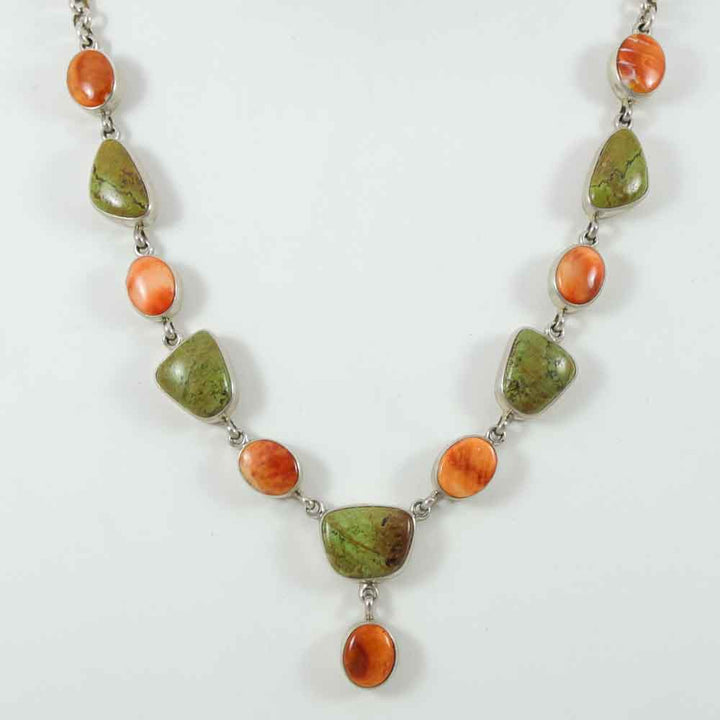Spiny Oyster and Gaspeite Necklace