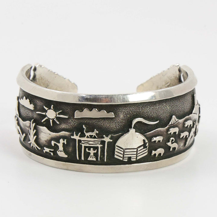 1980s Navajo Storyteller Cuff