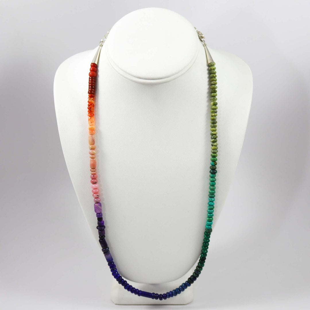 Collier de perles arc-en-ciel