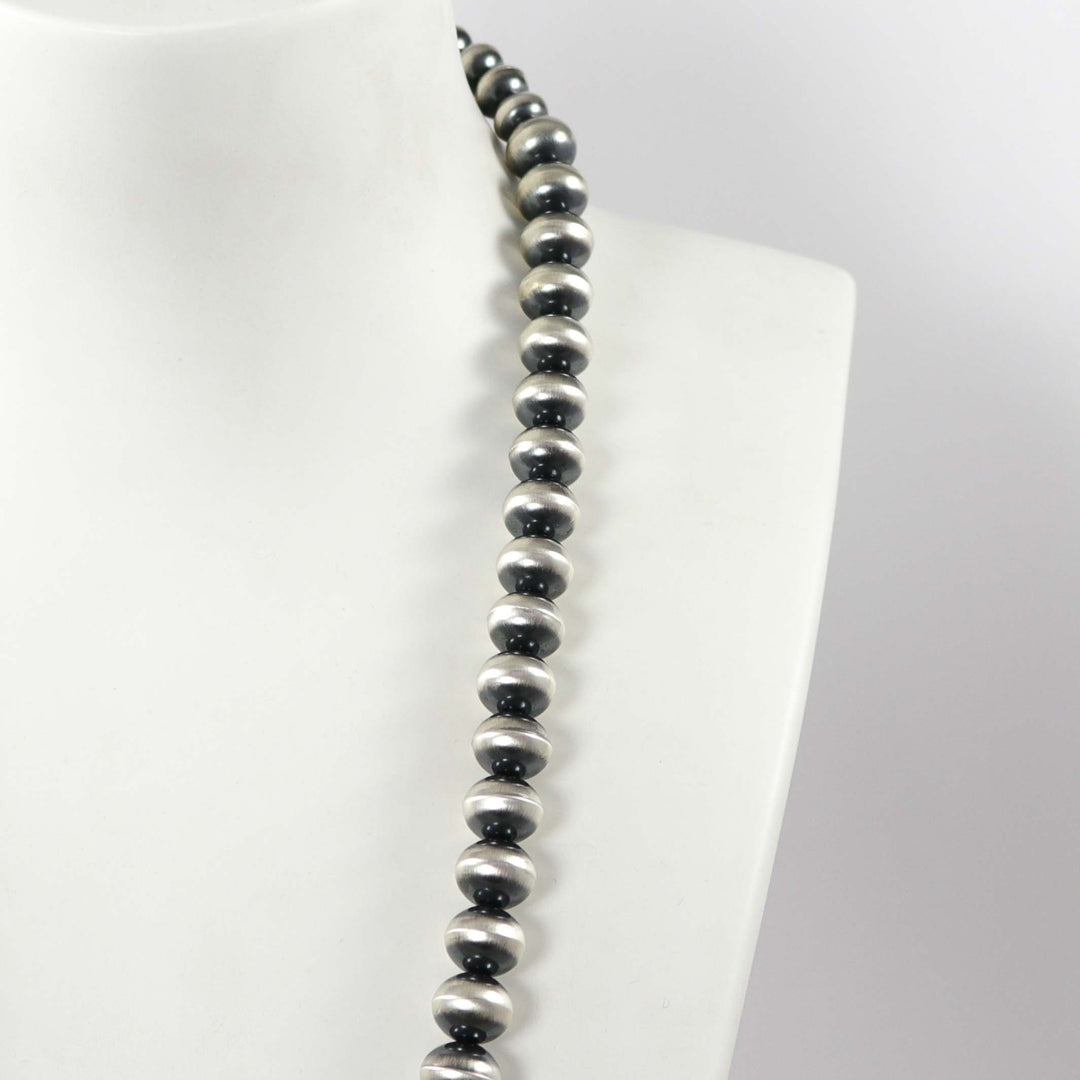 Navajo Pearl Naja Necklace