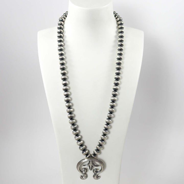 Navajo Pearl Naja Necklace