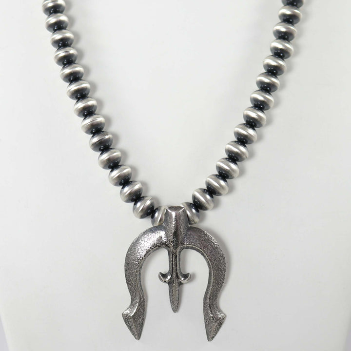 Navajo Pearl Naja Necklace