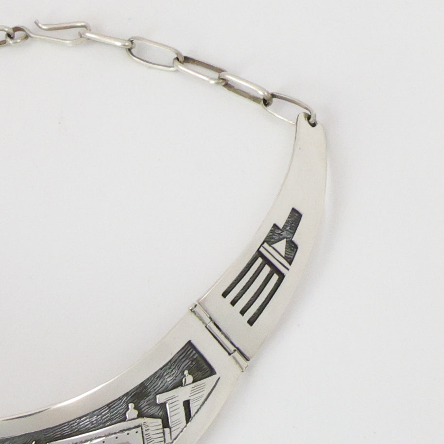 1970s Village Scene Collar Necklace