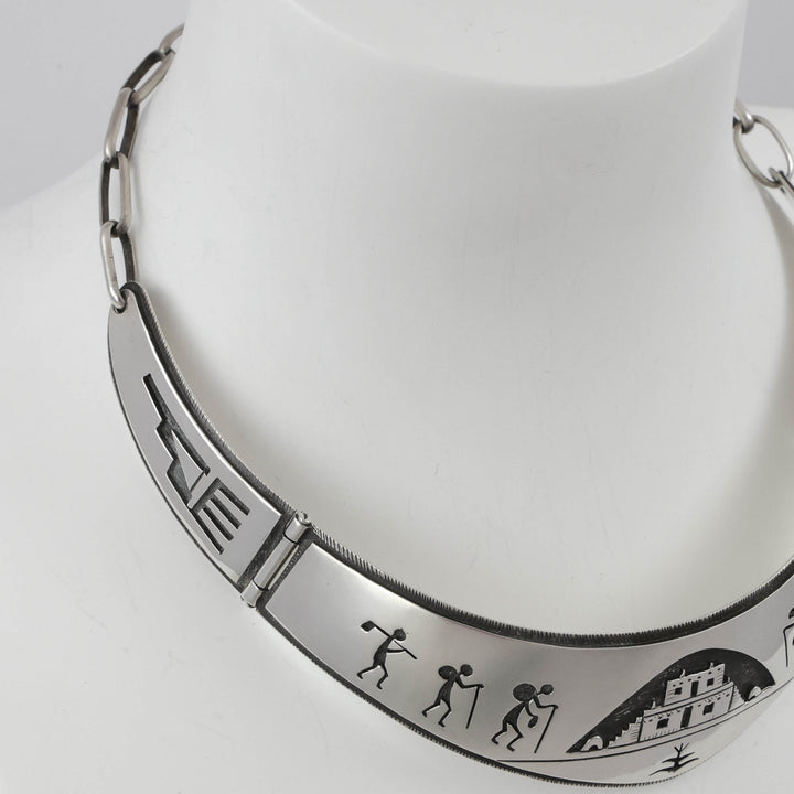 1980s Homecoming Collar