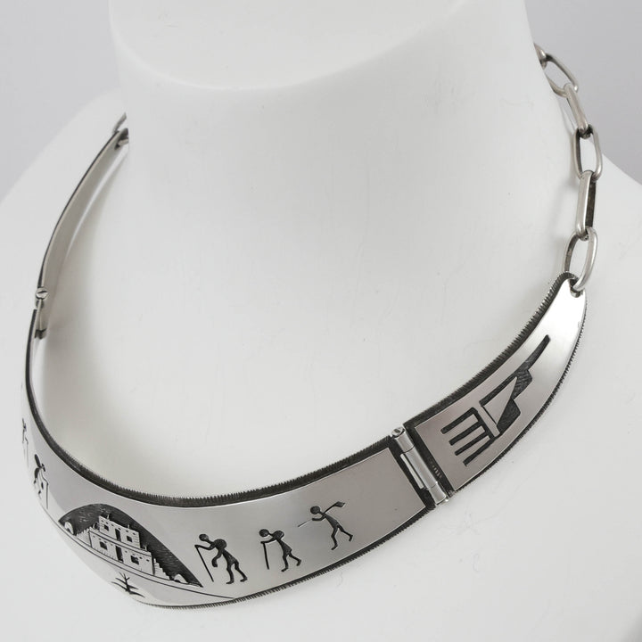 1980s Homecoming Collar
