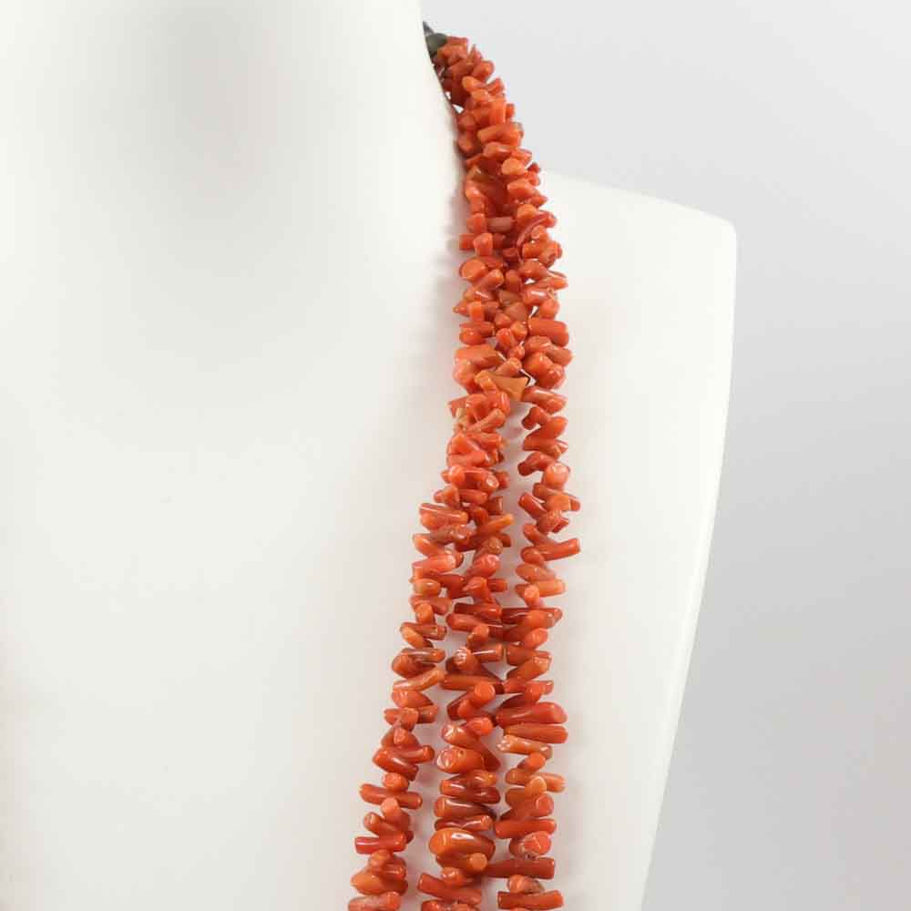 1960s Coral Necklace