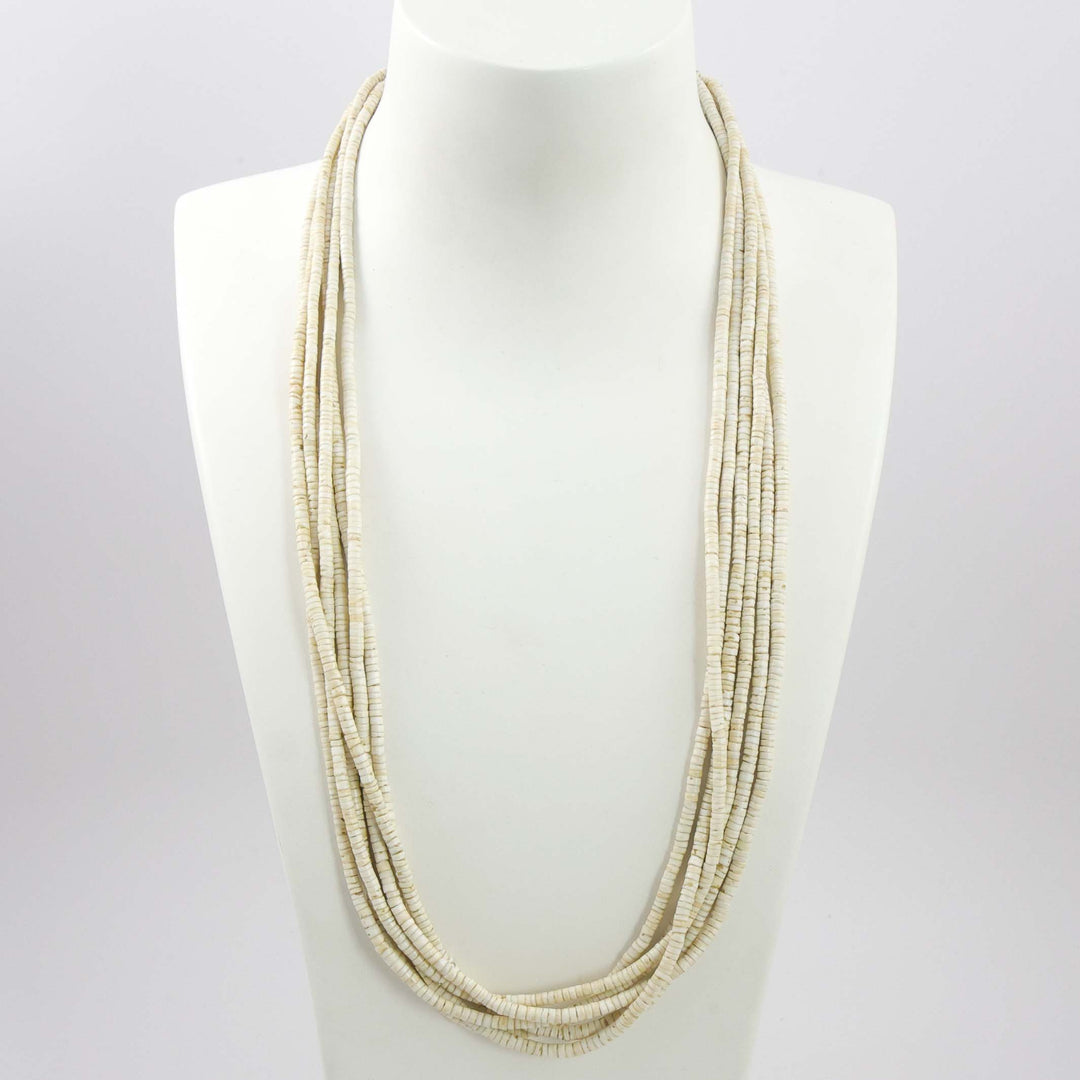 1970s Clam Shell Necklace