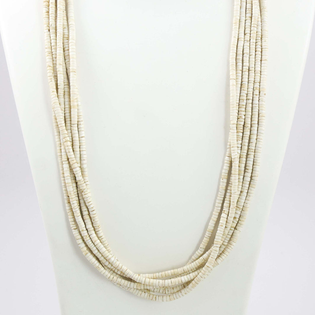 1970s Clam Shell Necklace