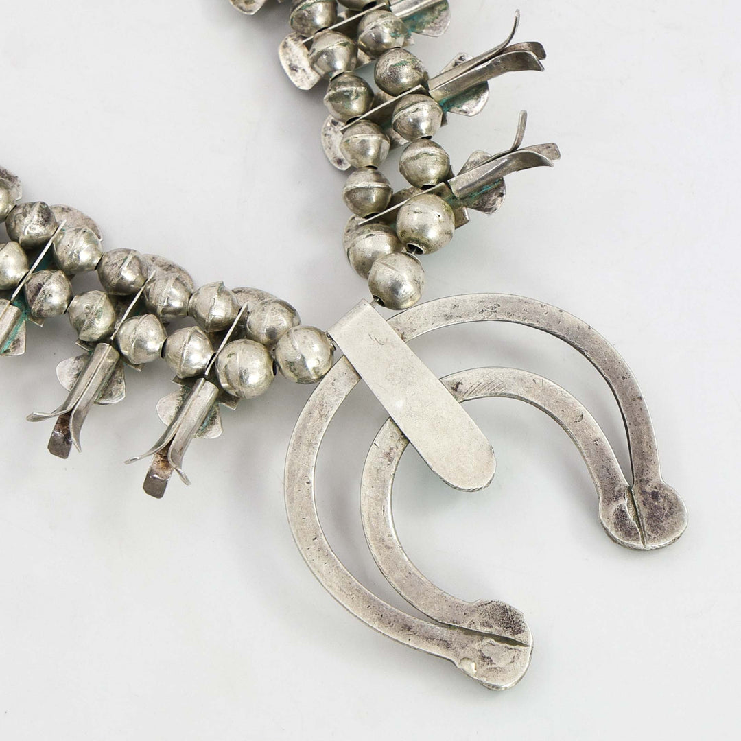 1930s Box Bow Squash Blossom