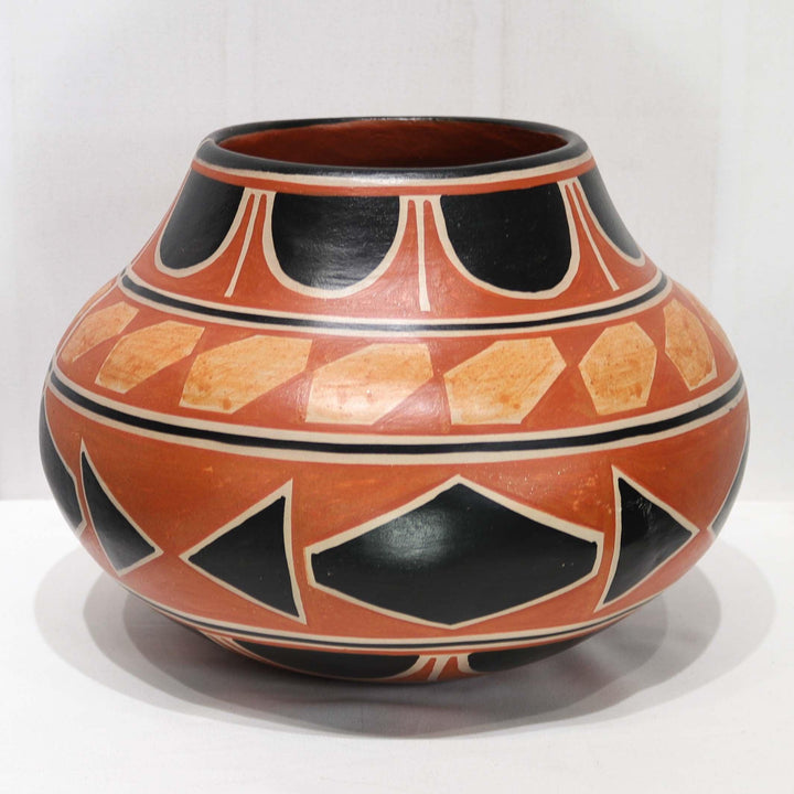 Santo Domingo Jar