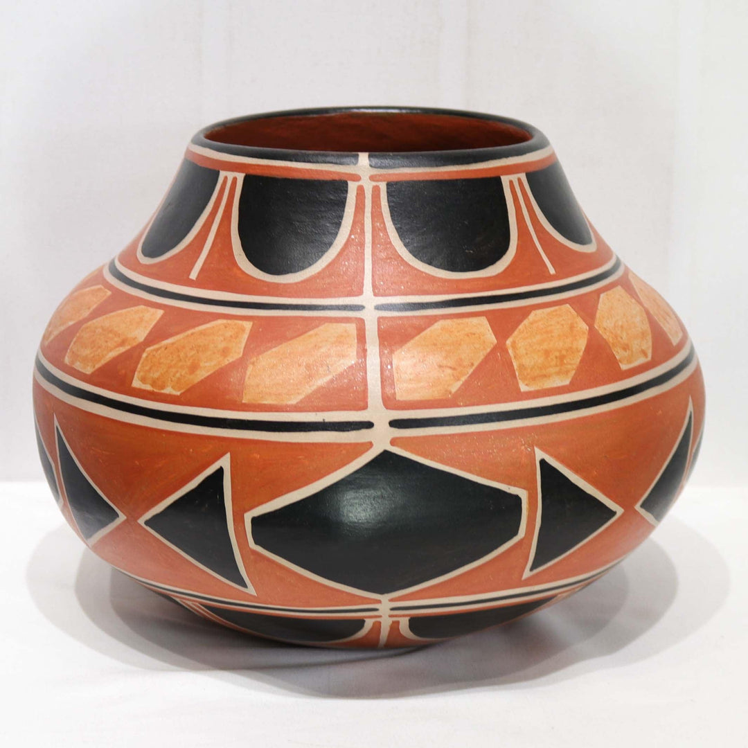 Santo Domingo Jar