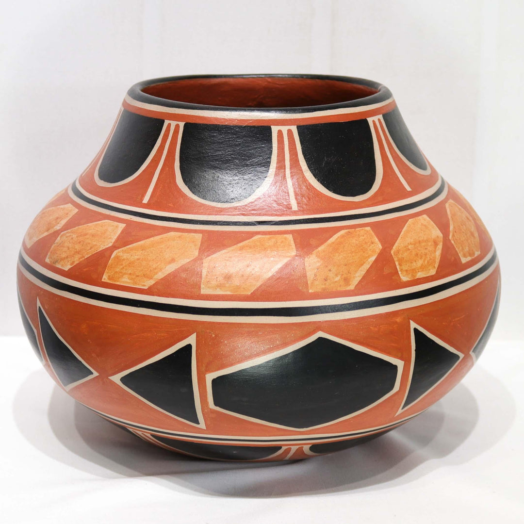 Santo Domingo Jar by Robert Tenorio - Garland's