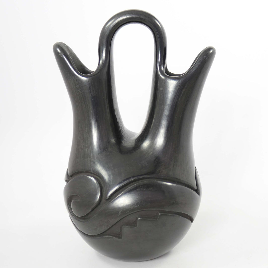 Avanyu Wedding Vase