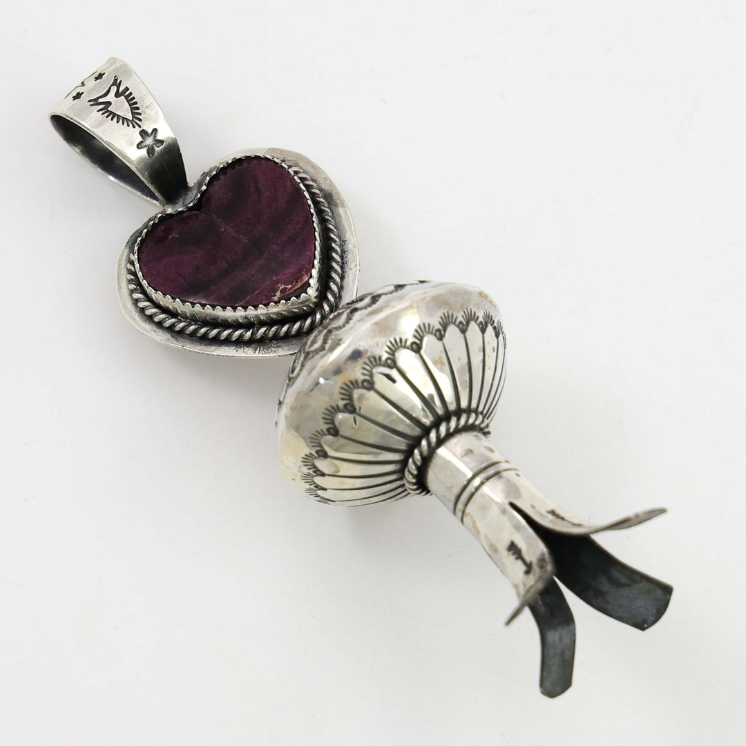 Spiny Oyster Squash Blossom Pendant