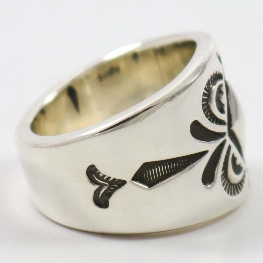 Bague en argent poinçonné