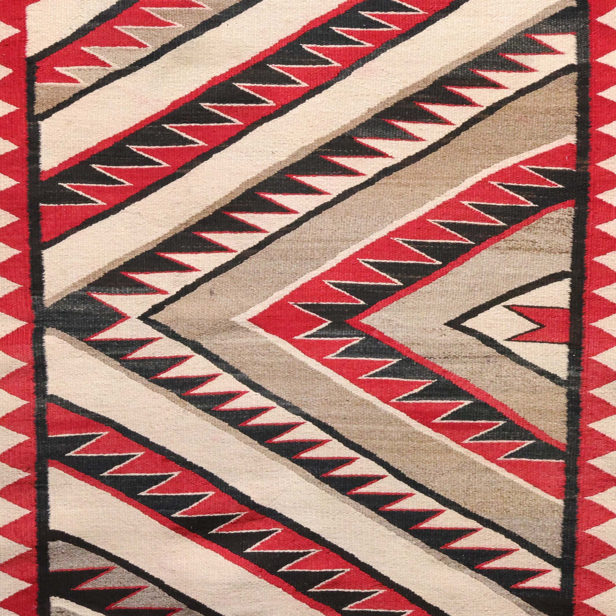 A Woven Journey: 絨毯の文化13-764 A Woven Journey: 絨毯の文化13-764