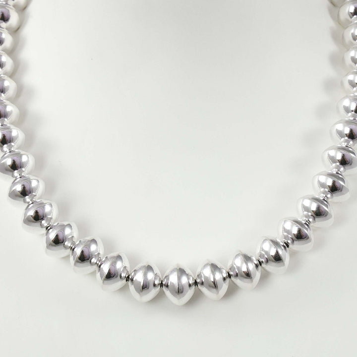 Navajo Pearl Necklace by Alliyah Yazzie - Garland's