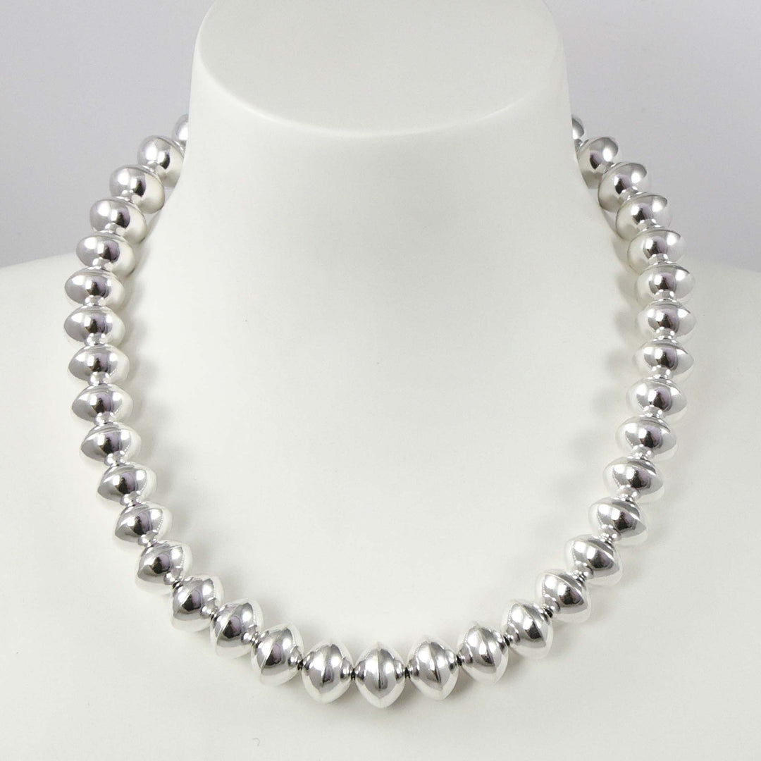 Navajo Pearl Necklace by Alliyah Yazzie - Garland's