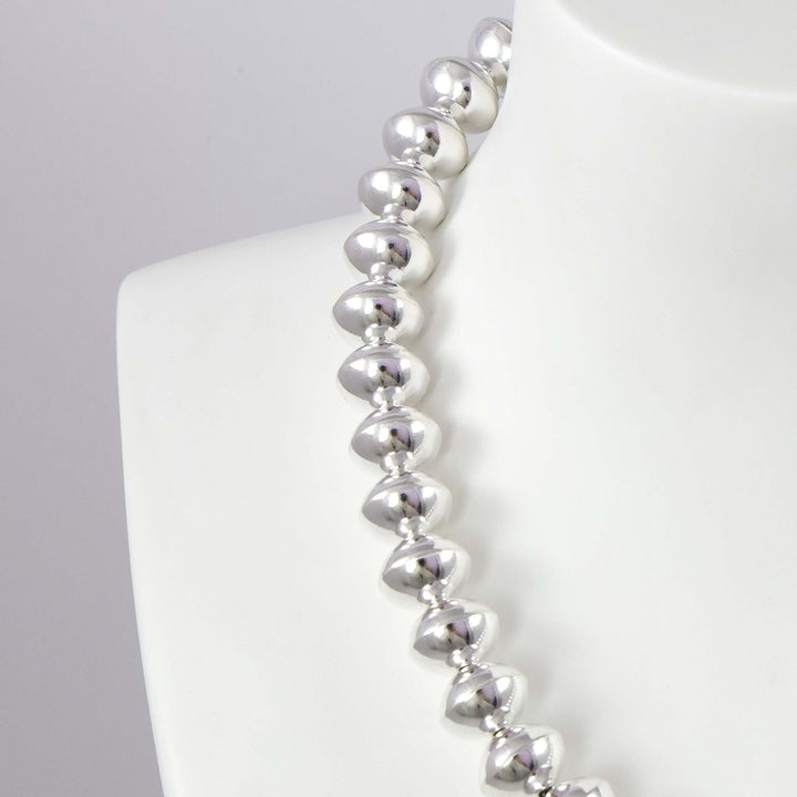 Navajo Pearl Necklace by Alliyah Yazzie - Garland's
