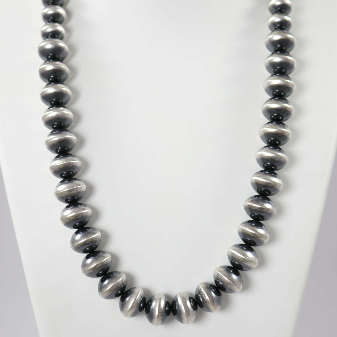 Navajo Pearl Necklace by Ruby Haley - Garland's
