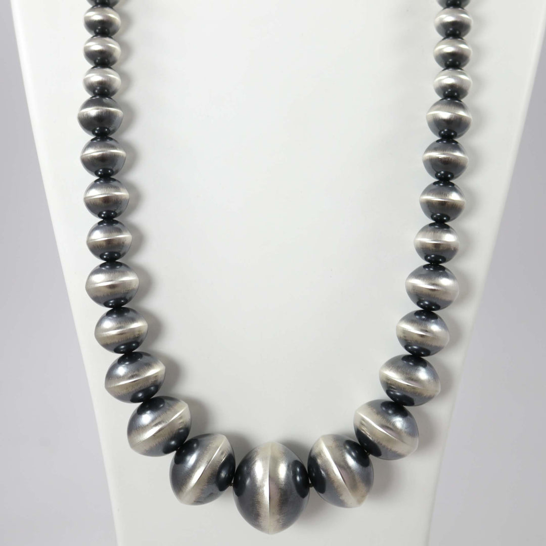 Navajo Pearl Necklace by Ruby Haley - Garland's