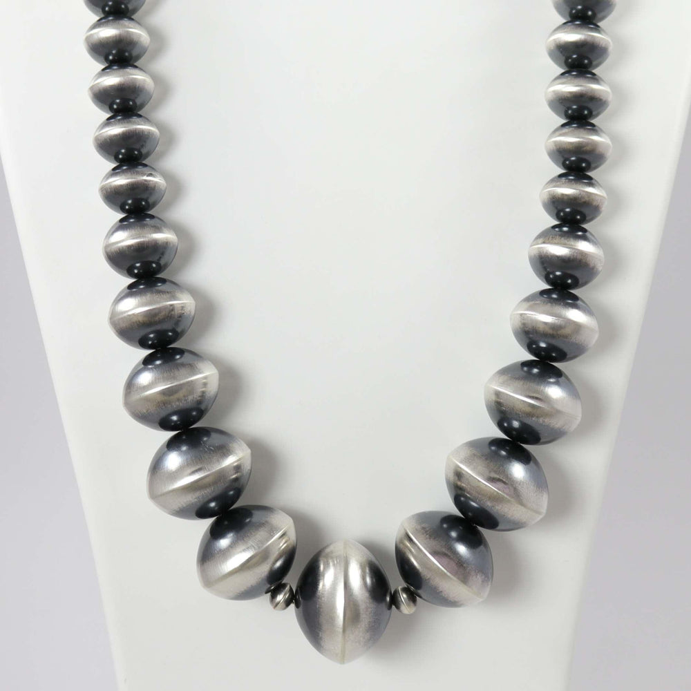 Navajo Pearl Necklace by Ruby Haley - Garland's