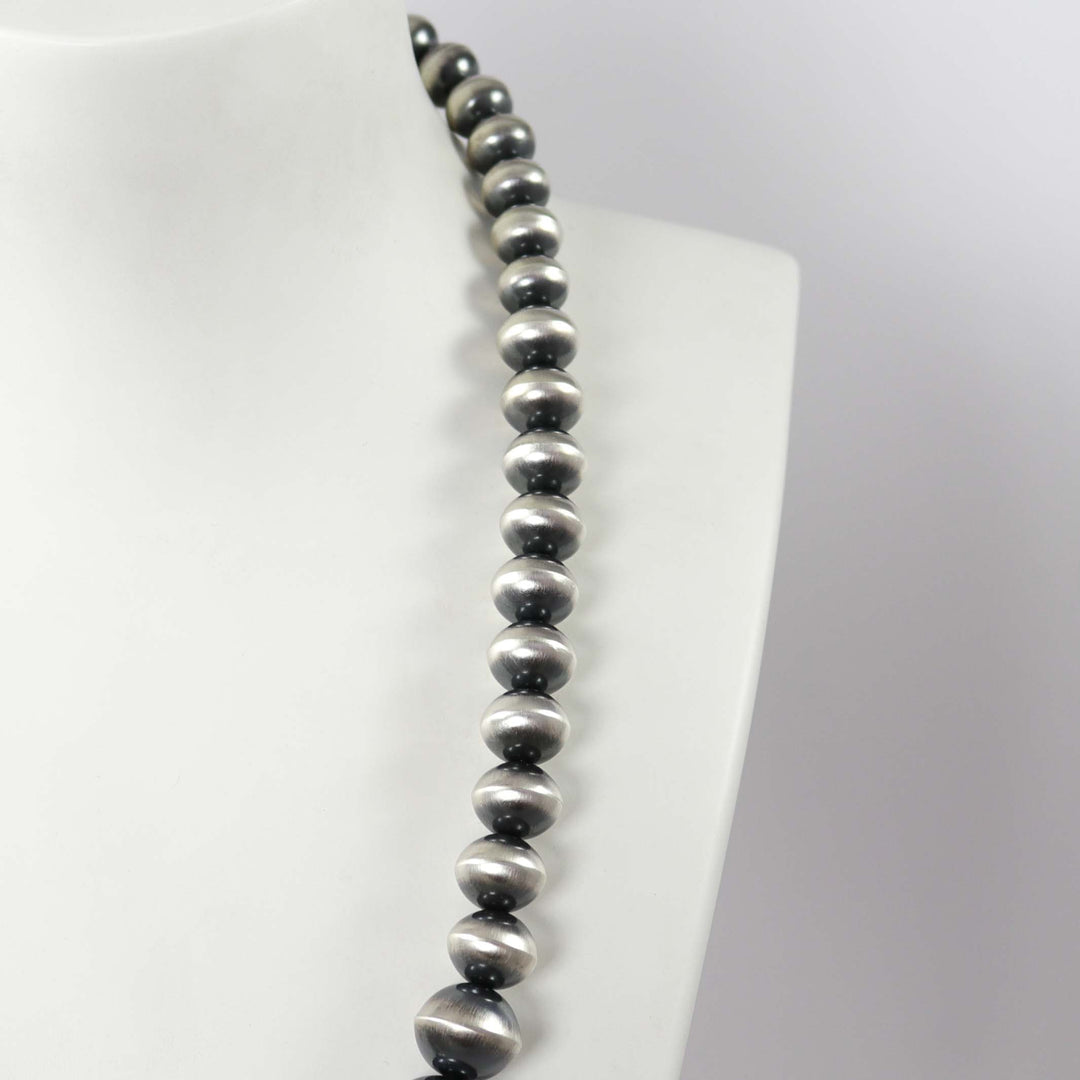 Navajo Pearl Necklace by Ruby Haley - Garland's