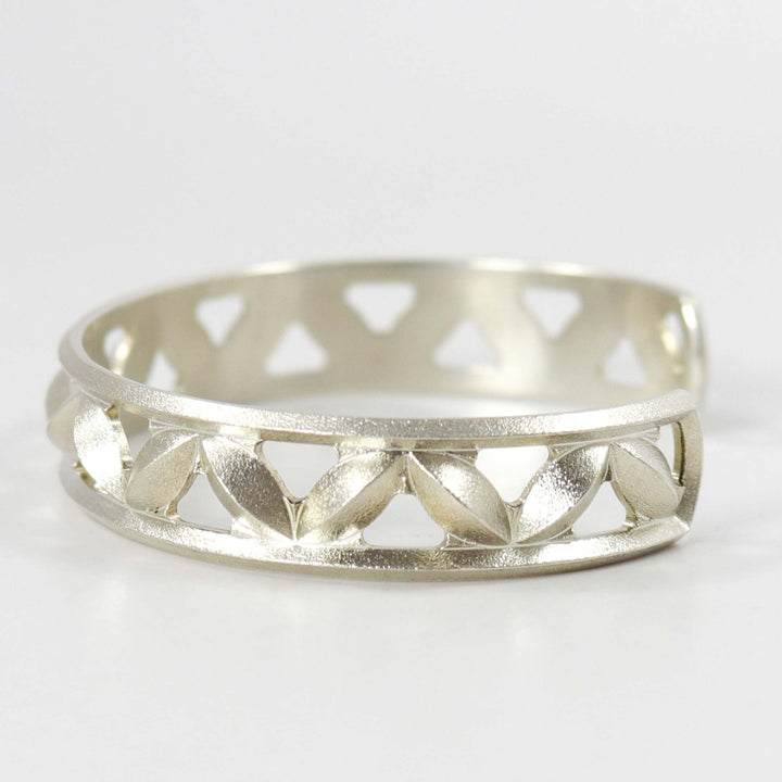 Sweet Pea Cuff by Maria Samora - Garland's