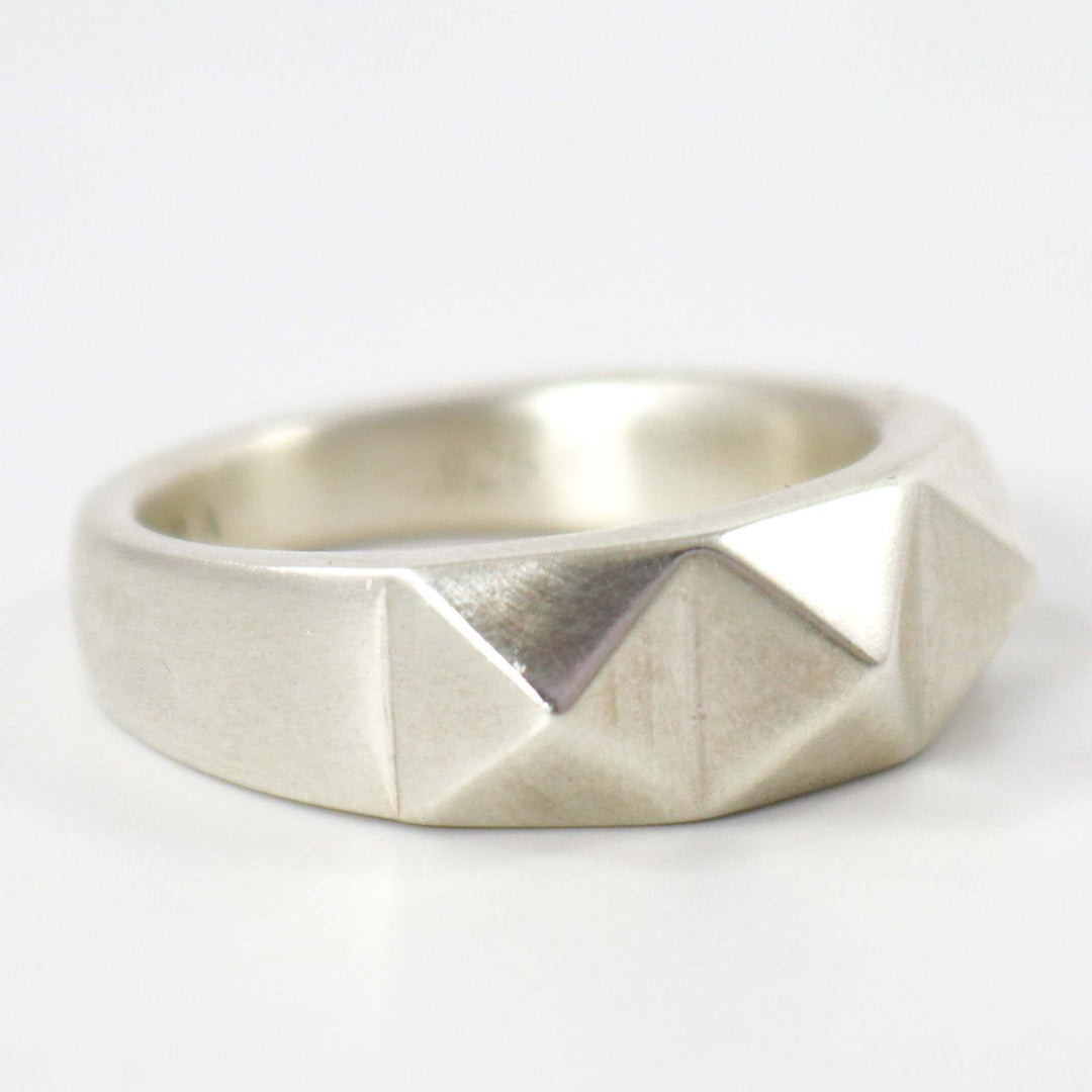 Triple Pyramid Ring by Maria Samora - Garland's