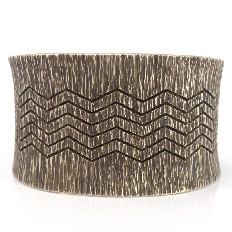 Zig Zag Cuff by Pete Johnson - Garland&