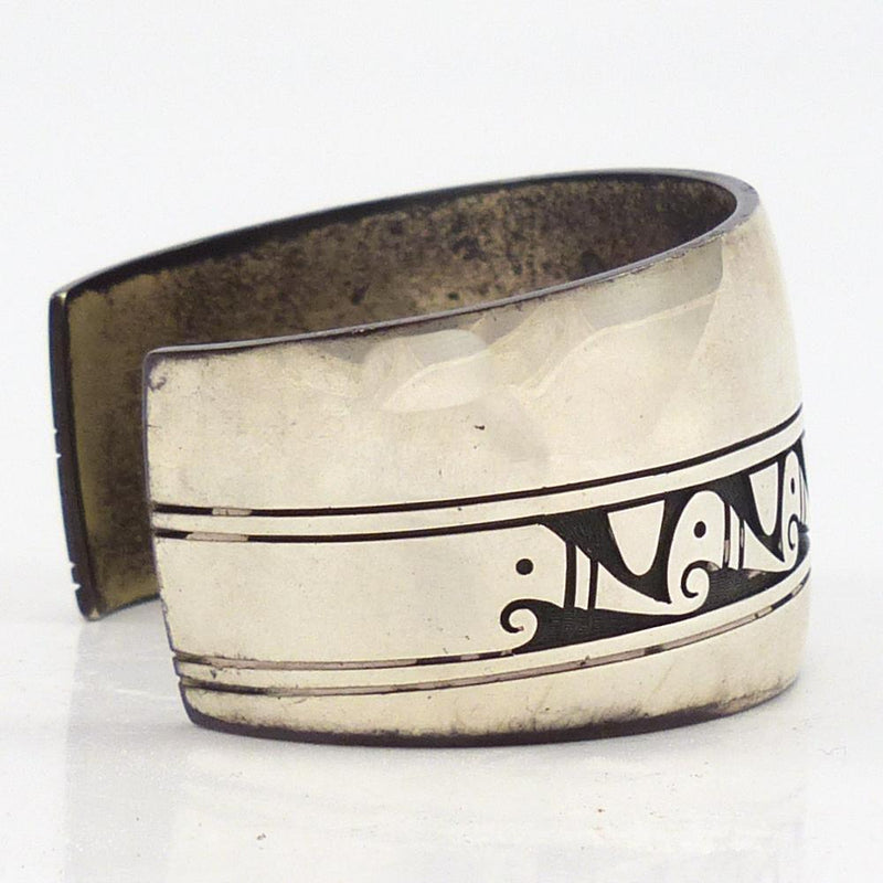 Vintage Cuff by Vintage Collection - Garland&